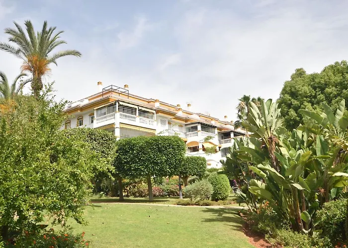 La Concha In Puerto Banus 马尔韦利亚