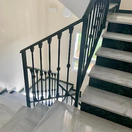 La Concha In Puerto Banus *